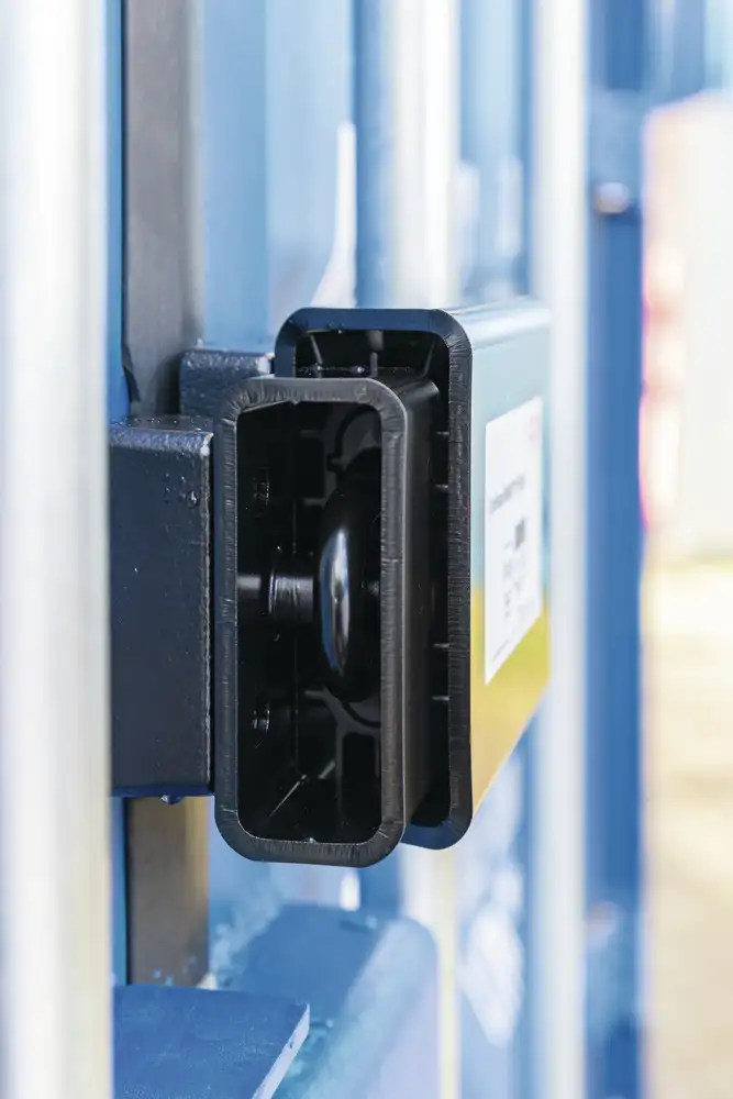 ABUS Containerschloss ConHasp Granit 215 Montagebeispiel 04