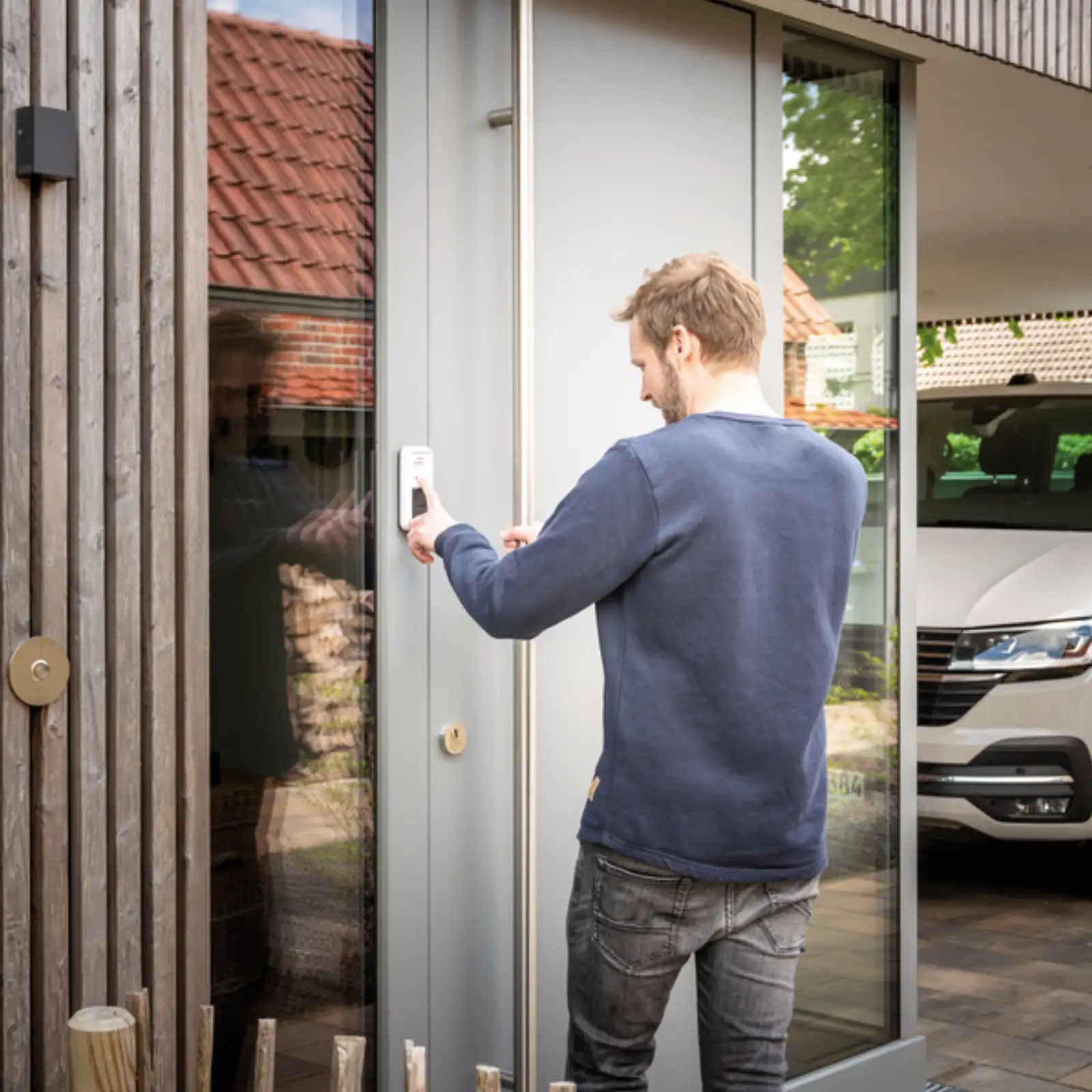 ABUS Bluetooth-Fingerscanner HomeTec Pro CFS3100 - Anwendungsbeispiel 02