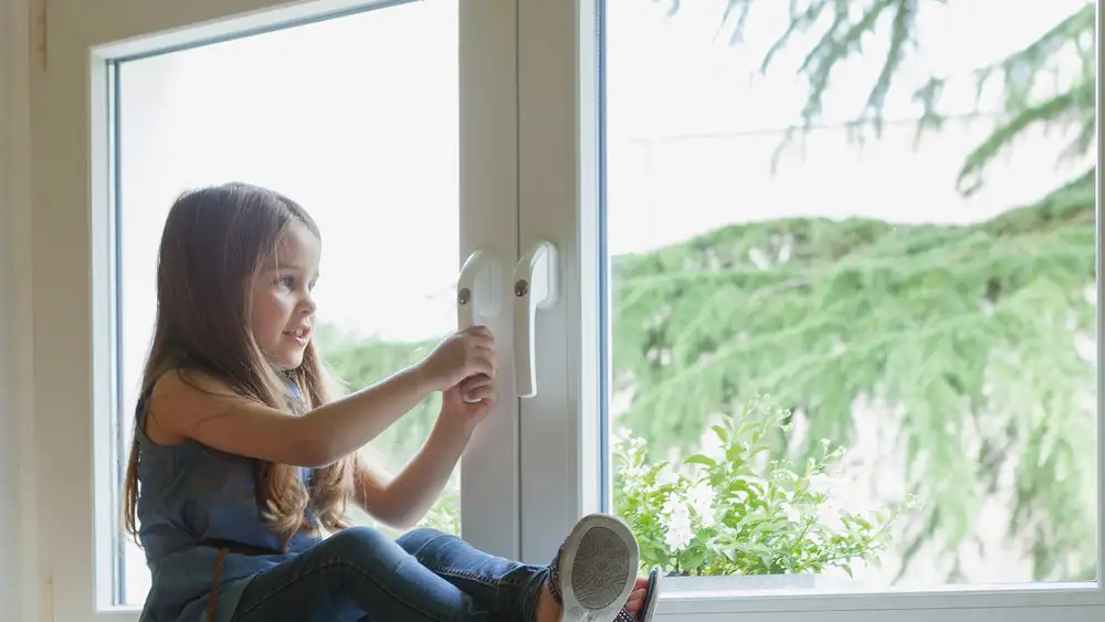 ABUS abschließbarer Fenstergriff FG300 - Anwendungsbeispiel