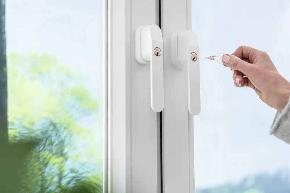ABUS abschließbarer Fenstergriff FG400 - Montagebeispiel
